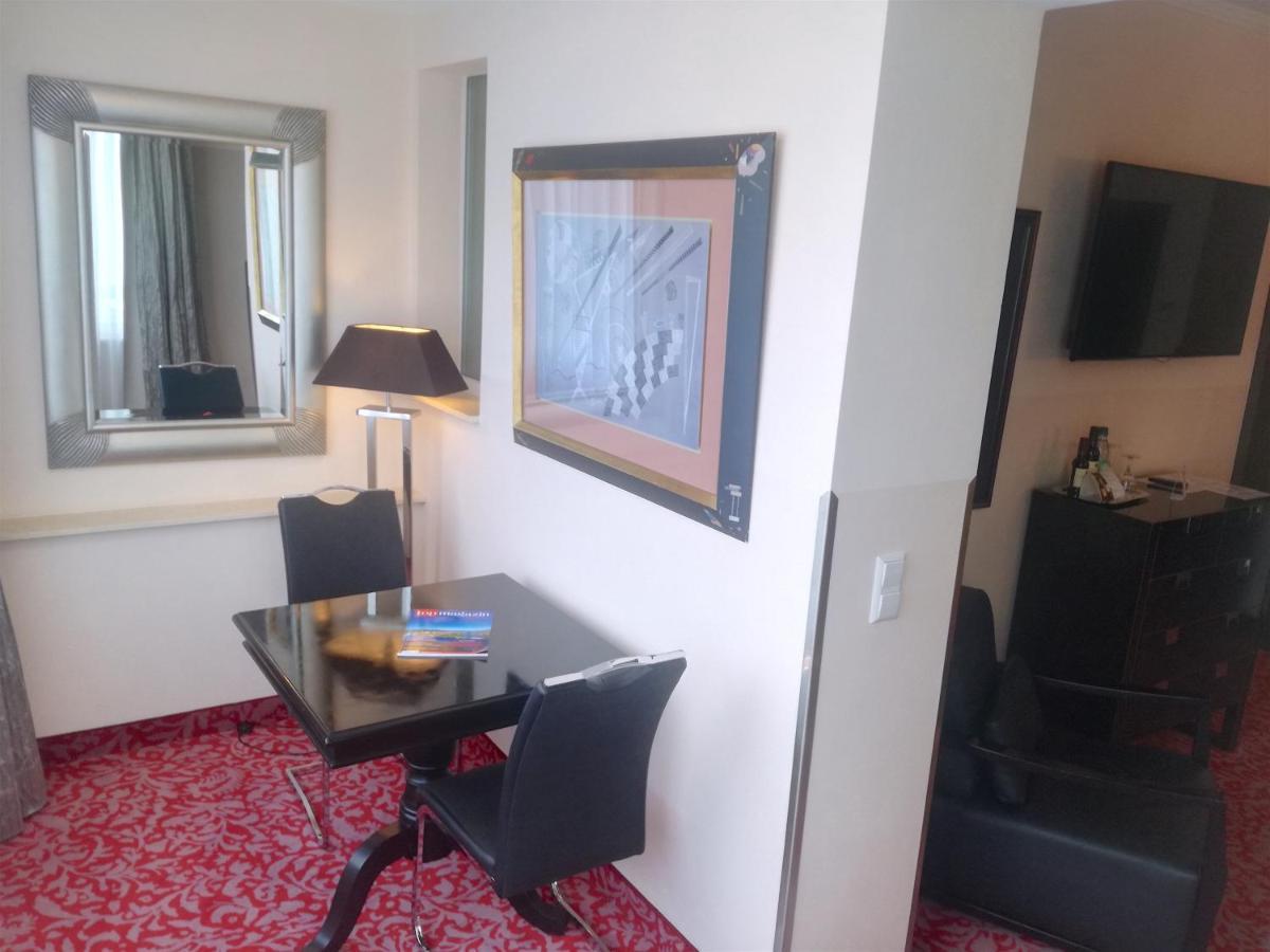 Top Hotel Kraemer Koblenz  Bagian luar foto
